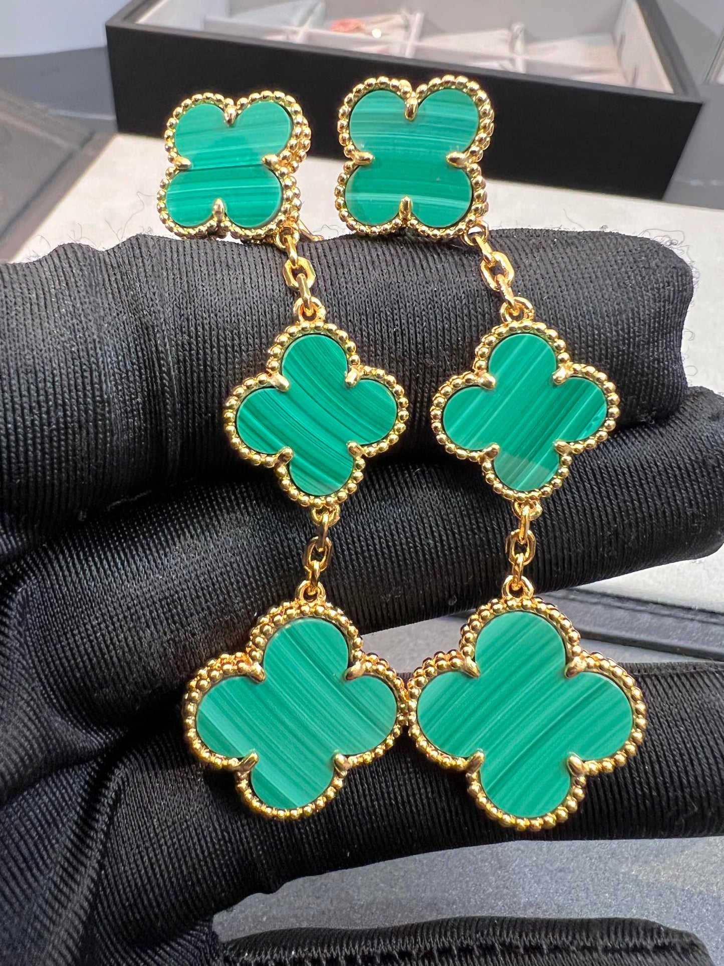 [Olivia JW]CLOVER MALACHITE 3 MOTIFS GOLD