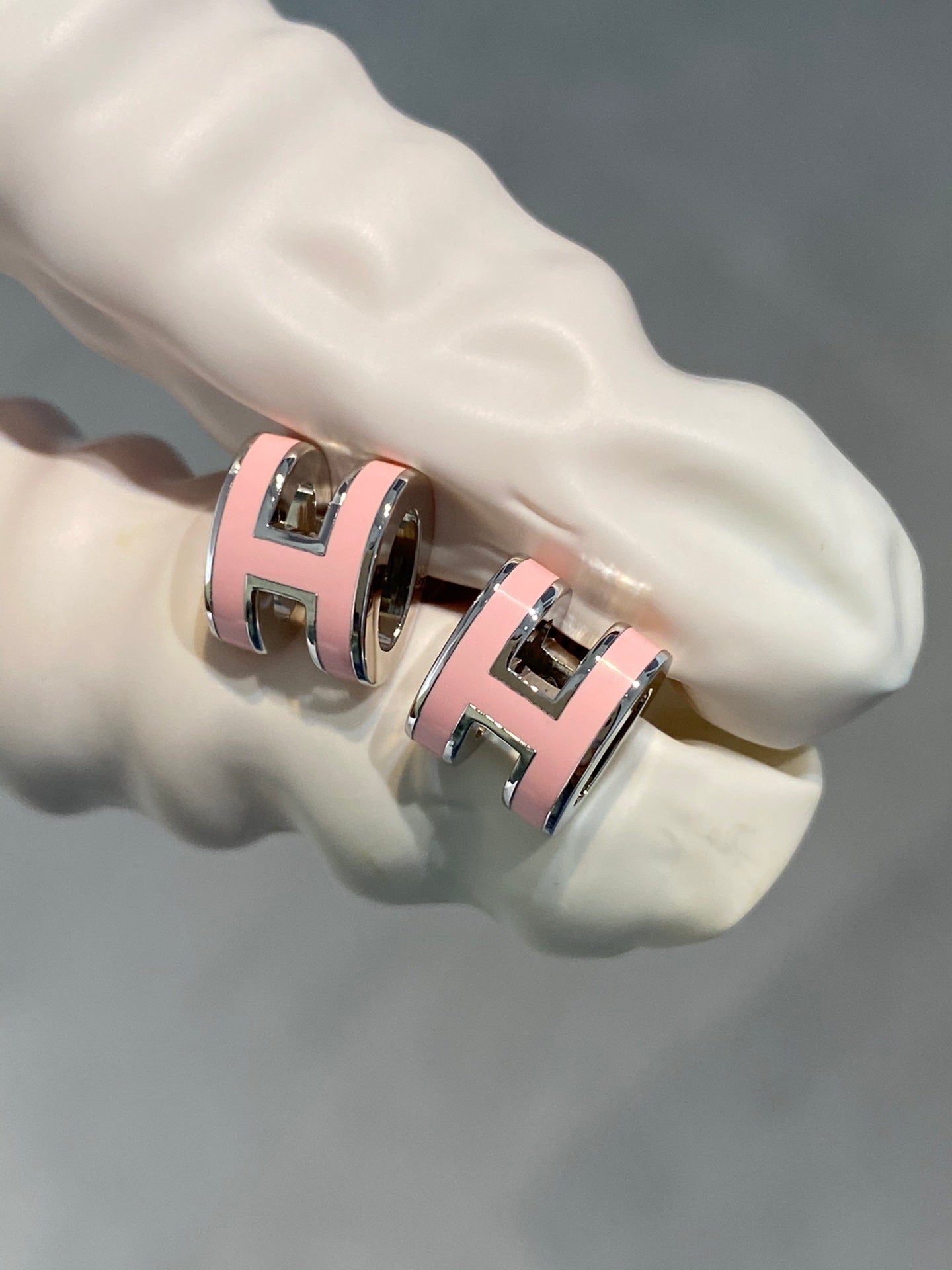 [Olivia JW]MINI POP H SILVER EARRINGS PINK