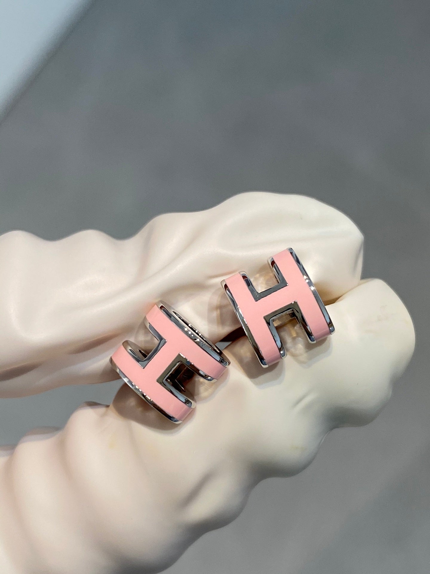 [Olivia JW]MINI POP H SILVER EARRINGS PINK