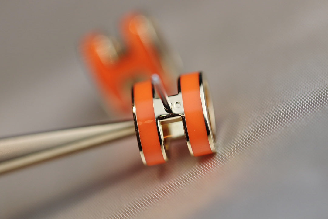 [Olivia JW]MINI POP H EARRINGS ORANGE
