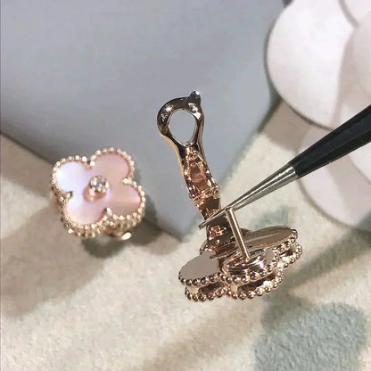 [Olivia JW]CLOVER MEDIUM 1 MOTIFS  PINK MOP DIAMOND EARRINGS