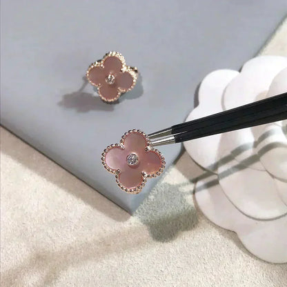 [Olivia JW]CLOVER MEDIUM 1 MOTIFS  PINK MOP DIAMOND EARRINGS