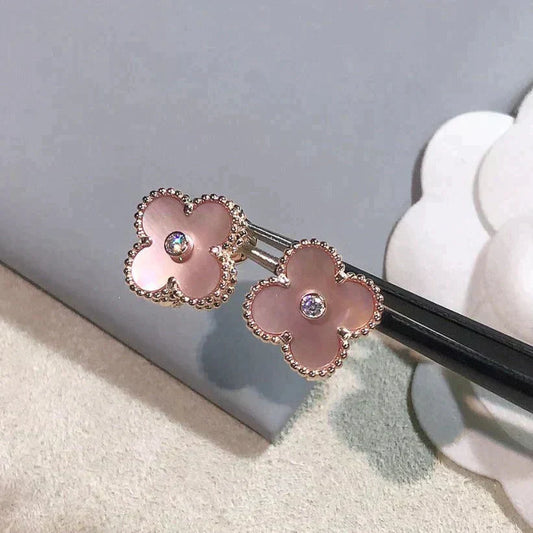 [Olivia JW]CLOVER MEDIUM 1 MOTIFS  PINK MOP DIAMOND EARRINGS