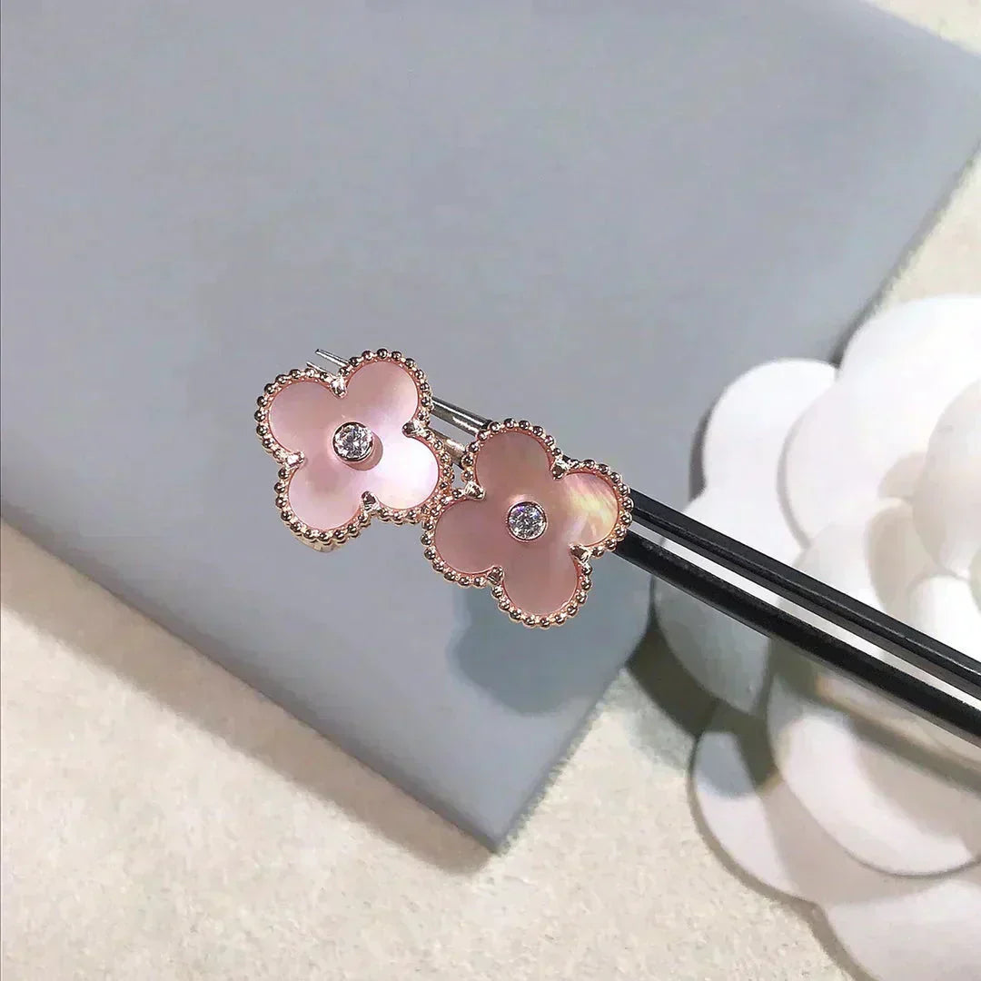 [Olivia JW]CLOVER MEDIUM 1 MOTIFS  PINK MOP DIAMOND EARRINGS