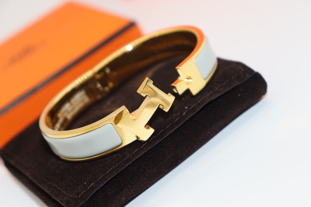 [Olivia JW]H LIGHT BLUE BRACELET