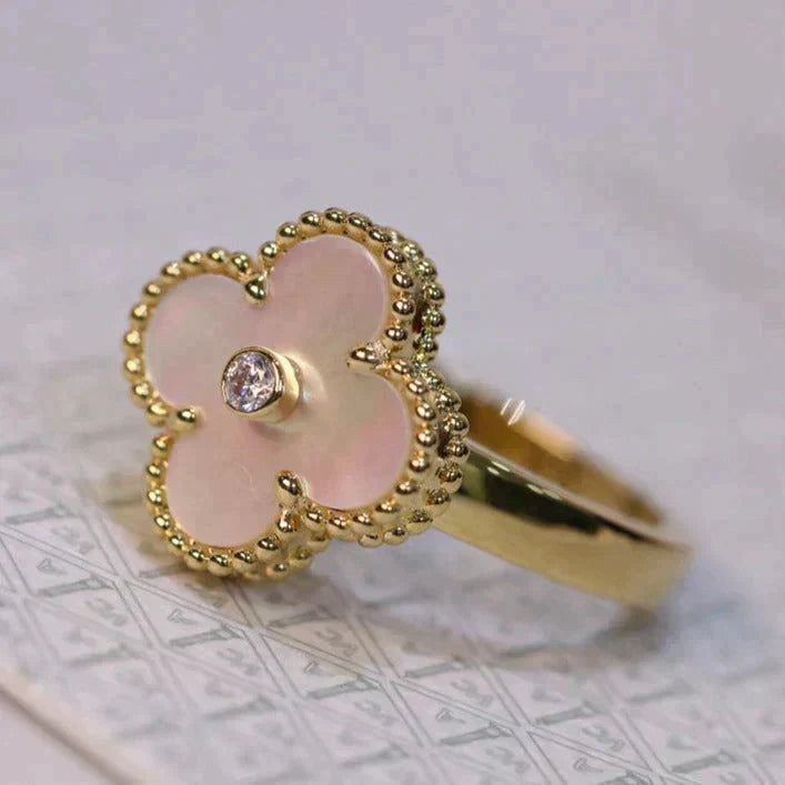 [Olivia JW]CLOVER PINK MOP RING GOLD DIAMOND