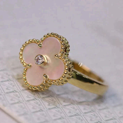 [Olivia JW]CLOVER PINK MOP RING GOLD DIAMOND