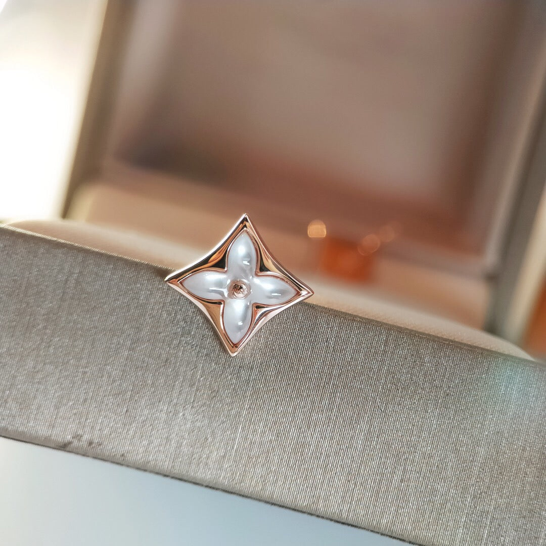 [Olivia JW]STAR MOP PINK GOLD EARRINGS