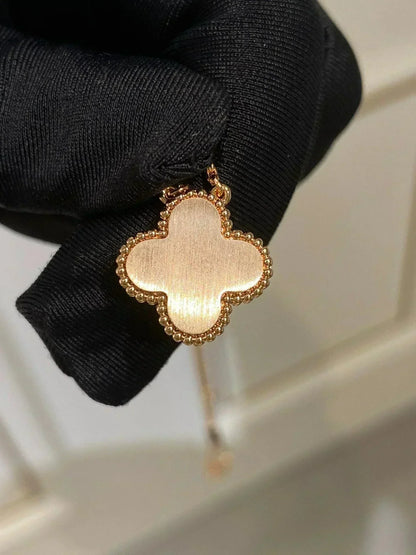 [Olivia JW]CLOVER 15MM DIAMOND RHODONITE NECKLACE