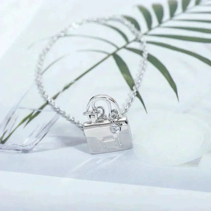 [Olivia JW]AMULETTE PEDANT SILVER NECKLACE
