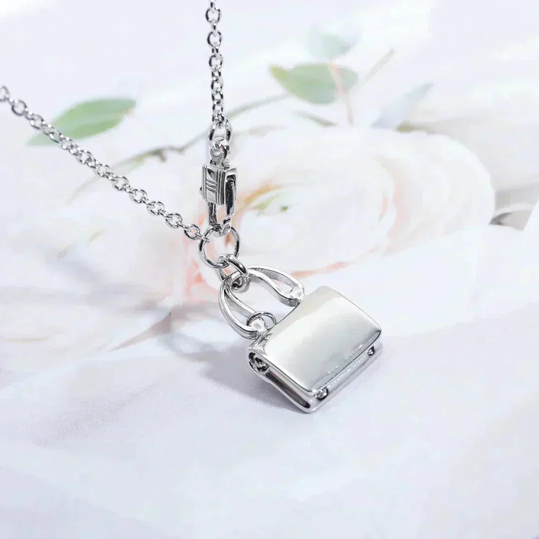 [Olivia JW]AMULETTE PEDANT SILVER NECKLACE
