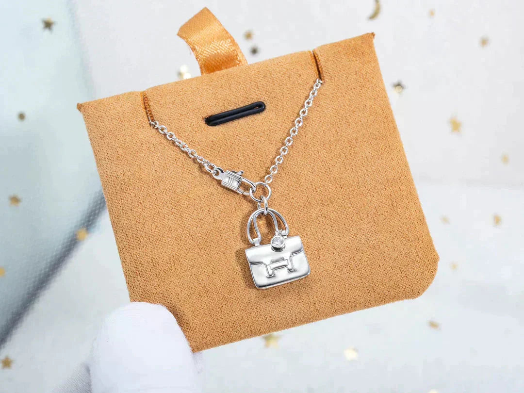 [Olivia JW]AMULETTE PEDANT SILVER NECKLACE