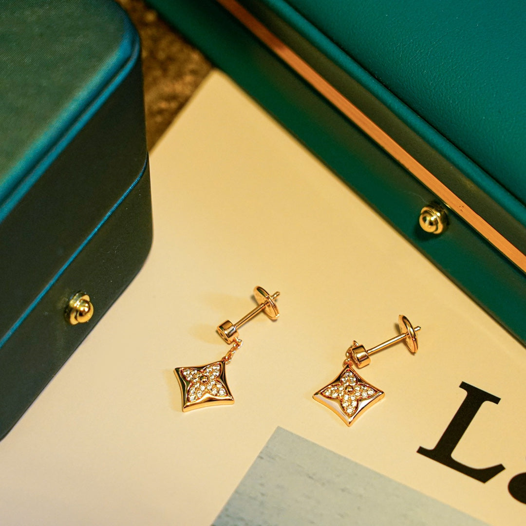 [Olivia JW]STAR DIAMONDS EARRINGS GOLD