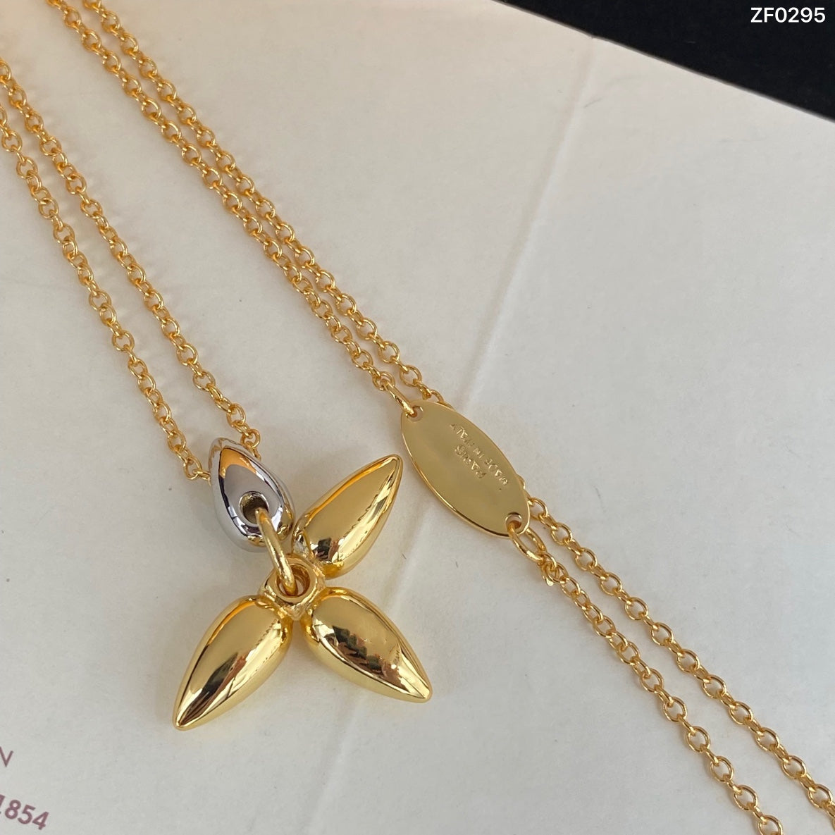 [Olivia JW]LOUISETTE PEDANT GOLD NECKLACE