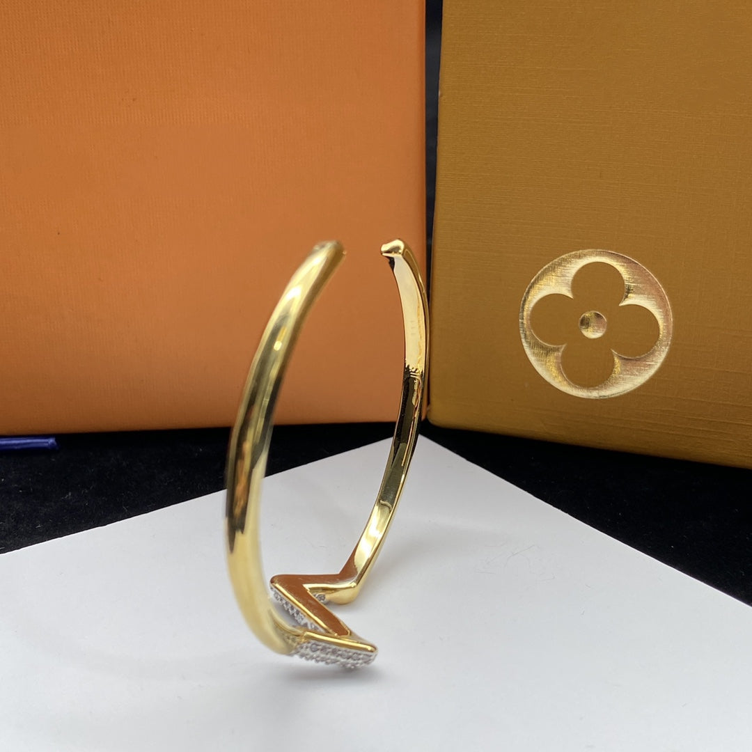[Olivia JW]VOLTE UPSITE DOWN DIAMOND GOLD OPEN BRACELET