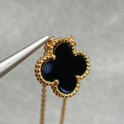 [Olivia JW]CLOVER 15MM BLACK ONYX SINGLE FLOWER NECKLACE