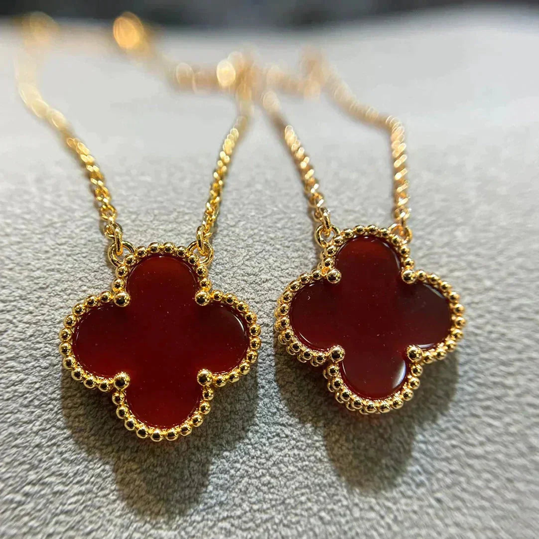 [Olivia JW]CLOVER 15MM CARNELIAN SINGLE FLOWER NECKLACE