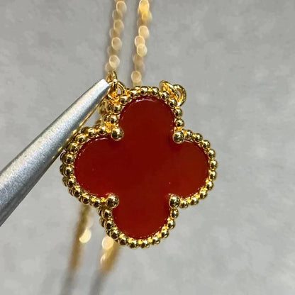 [Olivia JW]CLOVER 15MM CARNELIAN SINGLE FLOWER NECKLACE