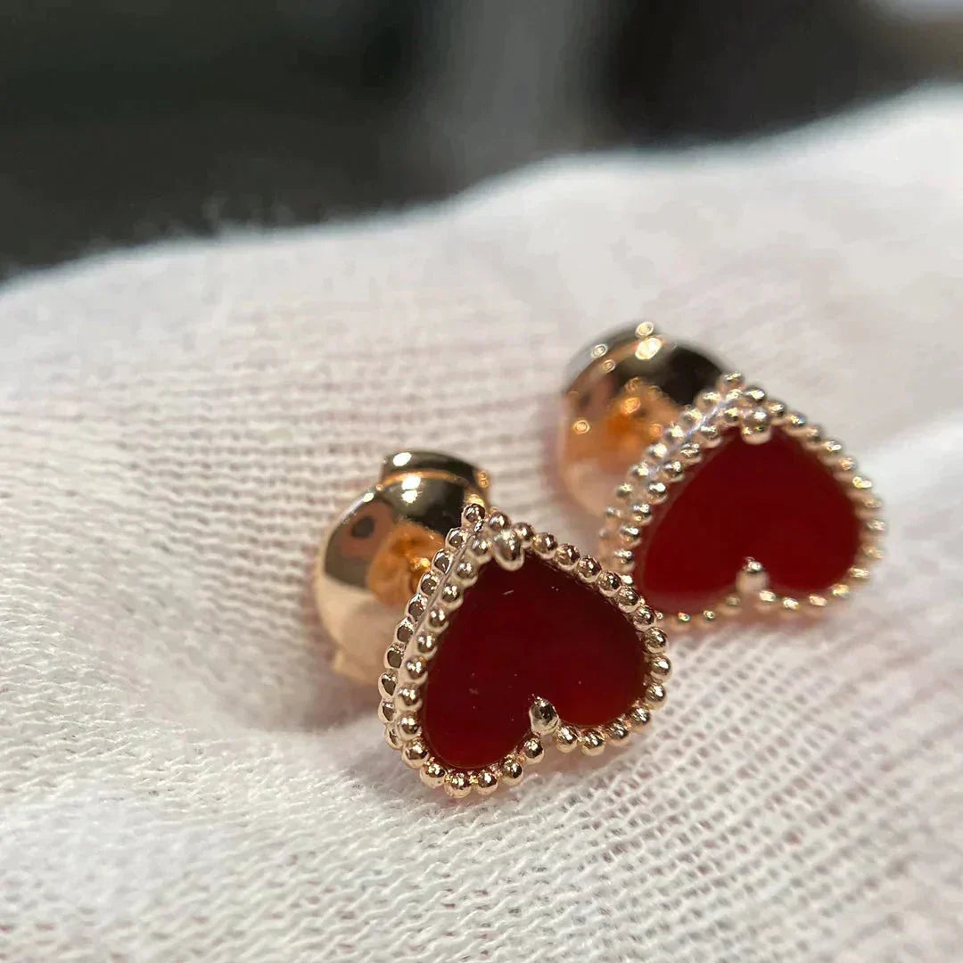 [Olivia JW]HEART CARNELIAN STUD EARRINGS