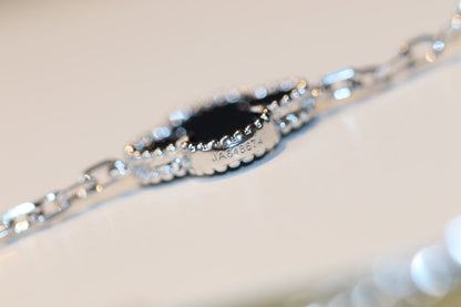 [Olivia JW]CLOVER 20 MOTIFS ONYX DIAMOND SILVER