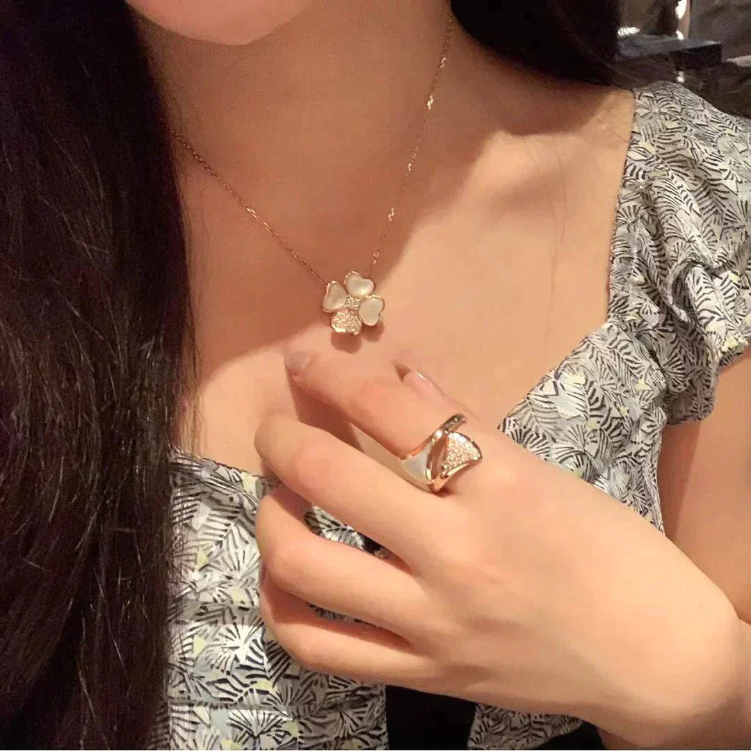[Olivia JW]CLOVER MOP DIAMOND ROSE GOLD NECKLACE
