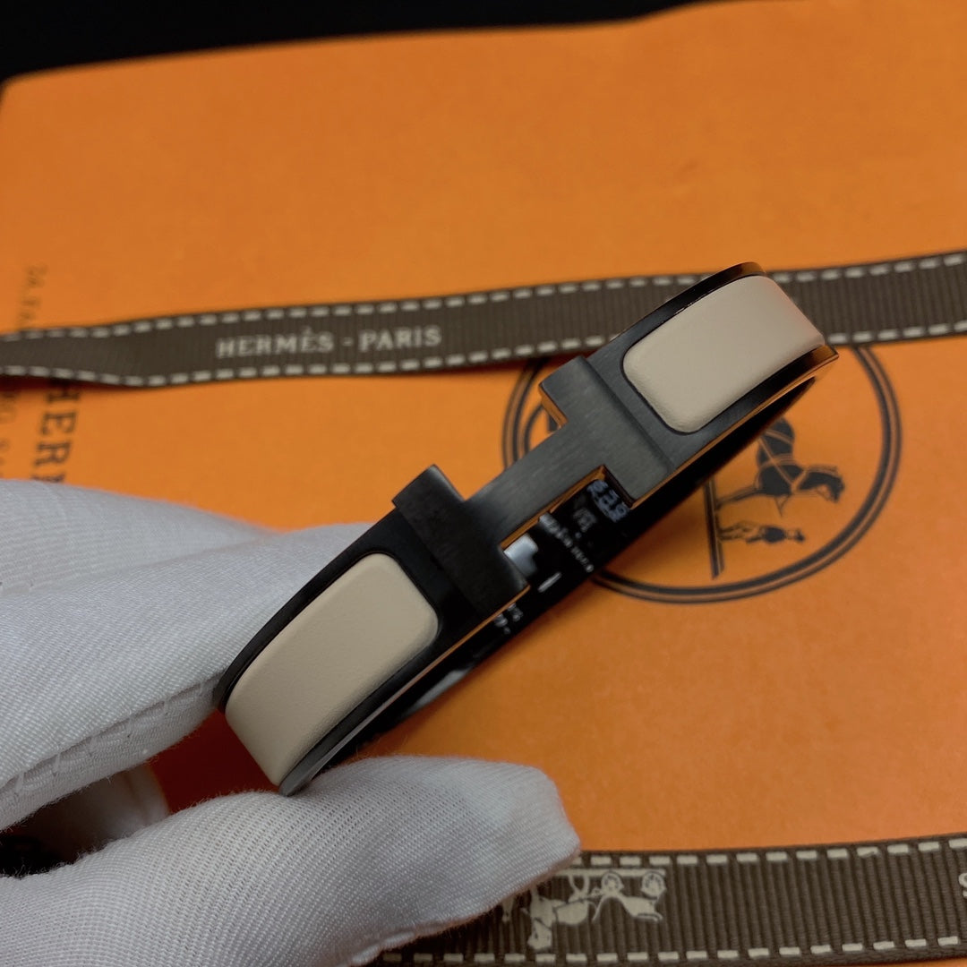 [Olivia JW]H BRACELET 12MM BLACK BEIGE CERAMIC