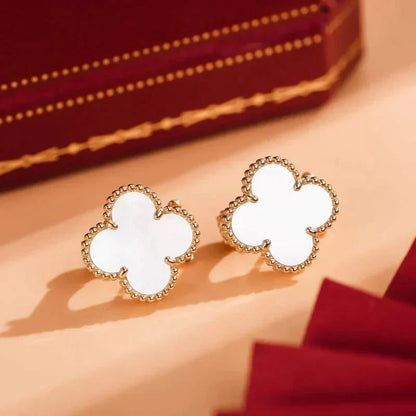 [Olivia JW]CLOVER MEDIUM 1 MOTIFS  WHITE MOP STUD EARRINGS