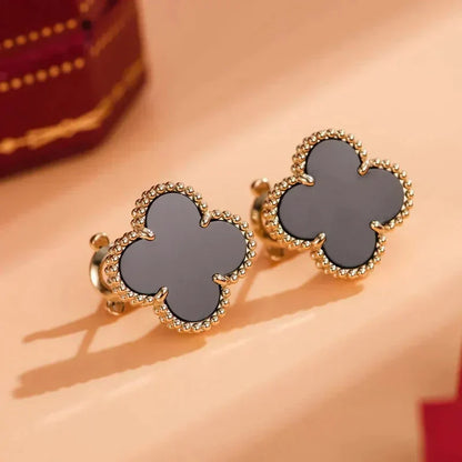 [Olivia JW]CLOVER MEDIUM 1 MOTIFS  ONYX STUD EARRINGS