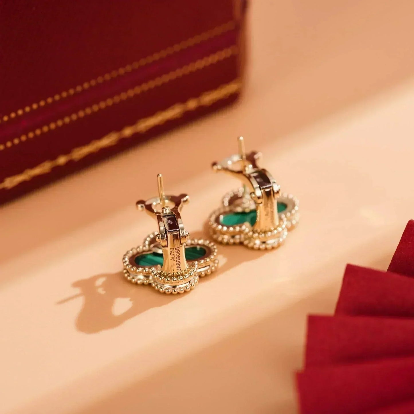 [Olivia JW]CLOVER MEDIUM 1 MOTIFS MALACHITE  EARRINGS