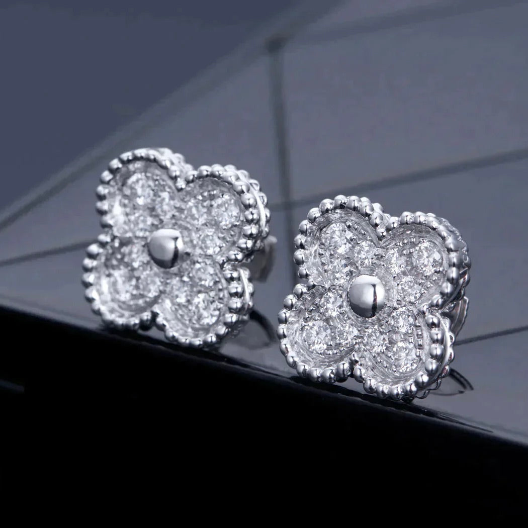 [Olivia JW]CLOVER 1 MOTIFS DIAMOND STUD EARRINGS SILVER