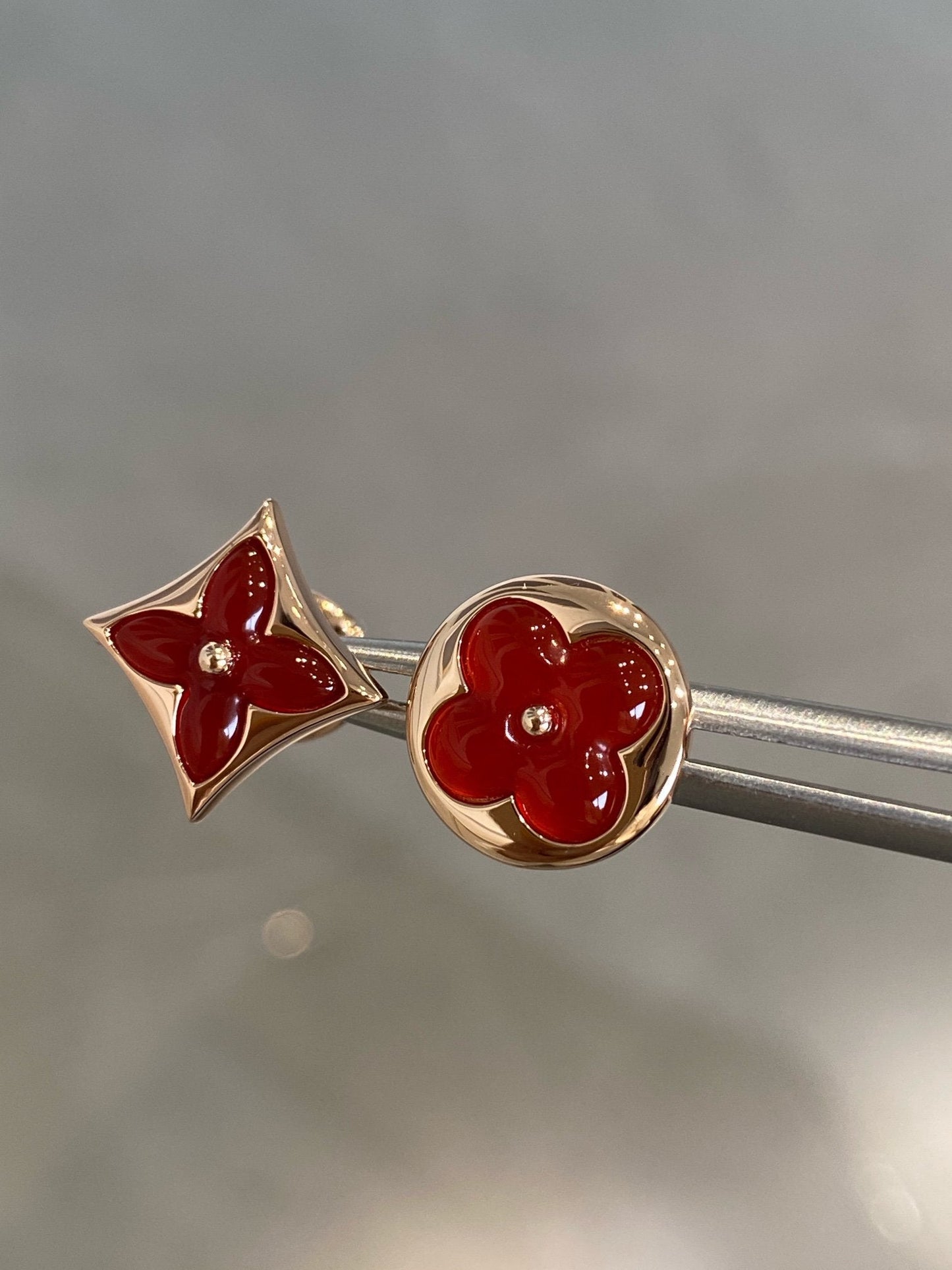 [Olivia JW]STAR AND SUN PINK GOLD CARNELIAN STUD EARRINGS