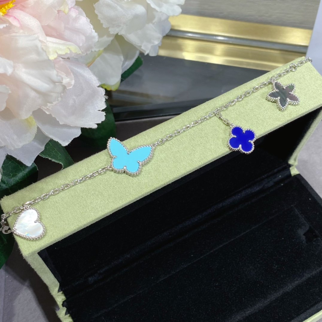 [Olivia JW]LUCKY SPRING SILVER BRACELET 4 MOTIF