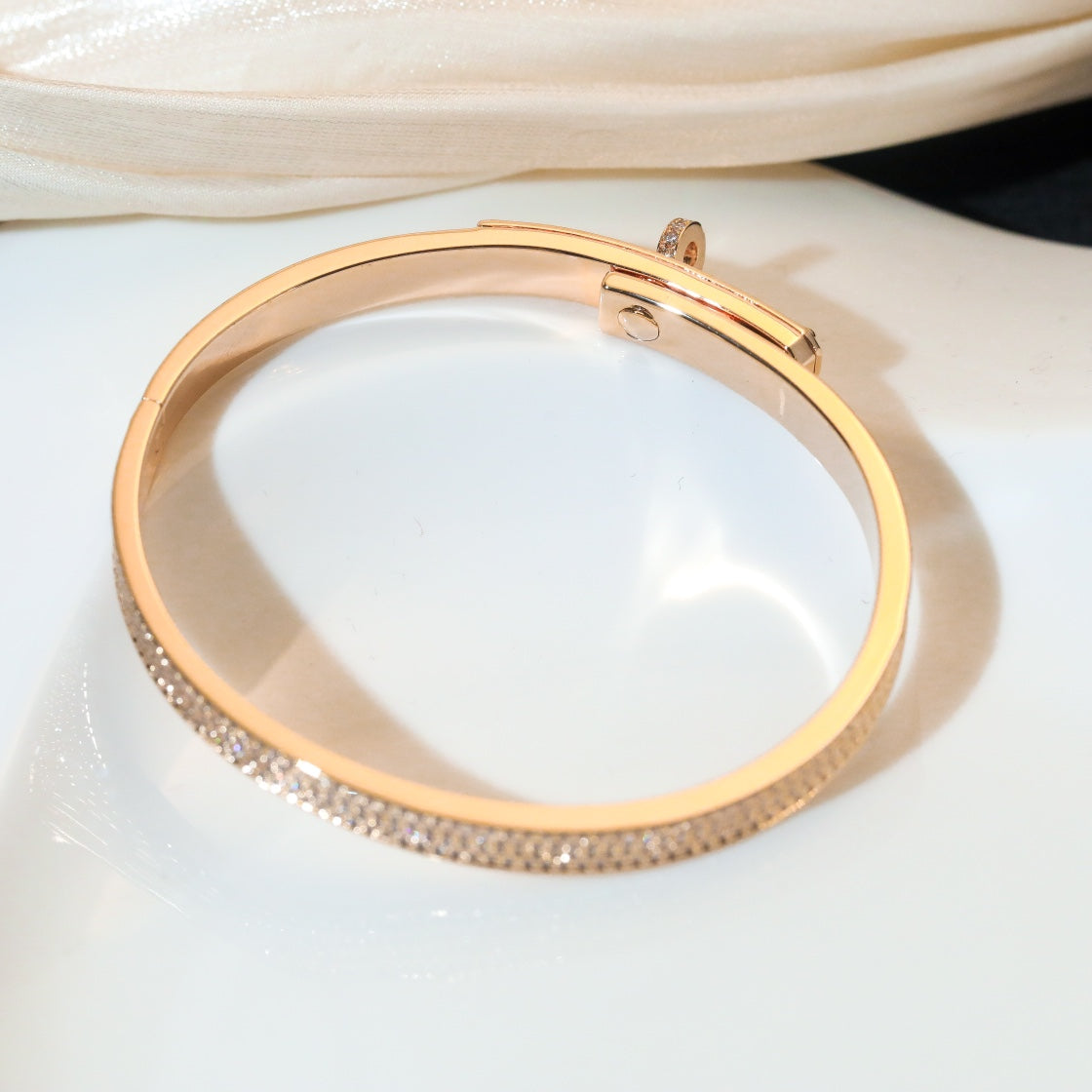 [Olivia JW]KELLY BRACELET DIAMOND PAVED