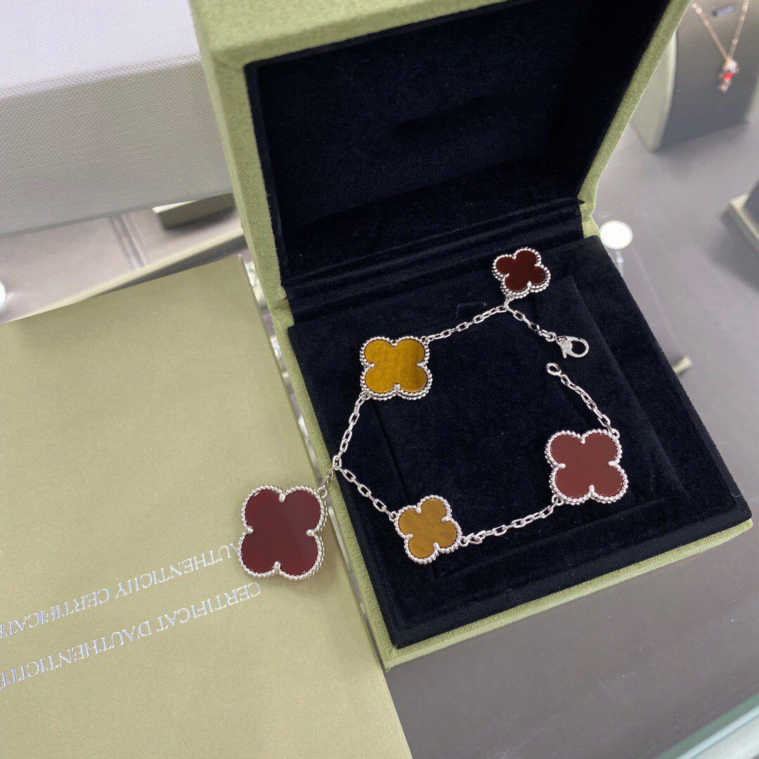 [Olivia JW]CLOVER 5 MOTIFS SIVLER CARNELIAN TIGER EYE BRACELET