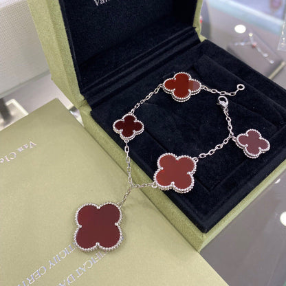 [Olivia JW]CLOVER 5 MOTIFS SIVLER CARNELIAN BRACELET