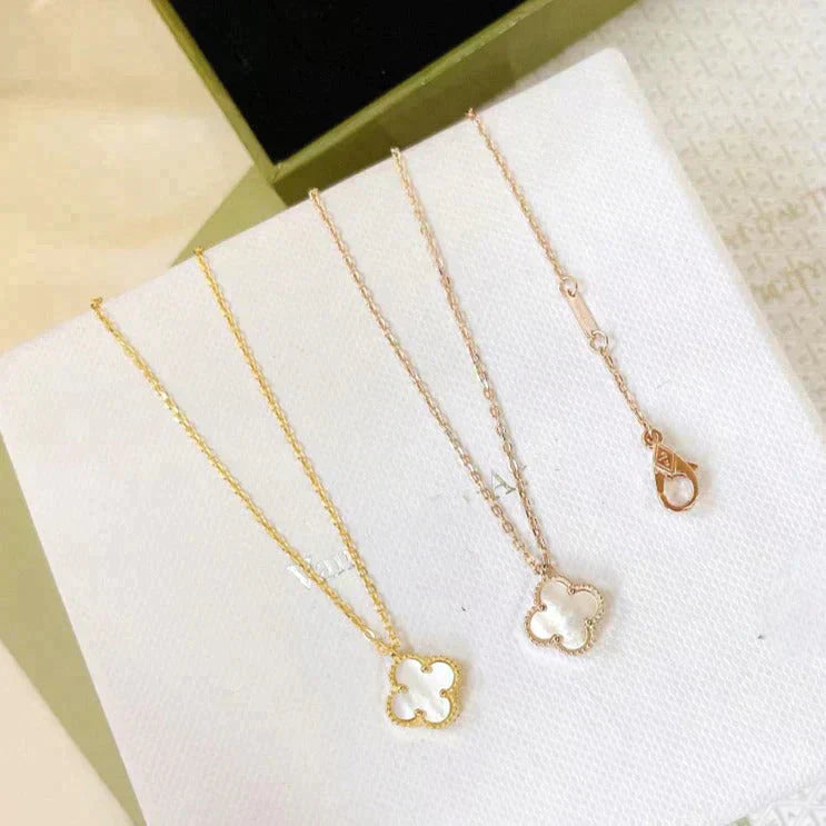 [Olivia JW]CLOVER MINI 9.5MM WHITE MOTHER-OF-PEARL NECKLACE