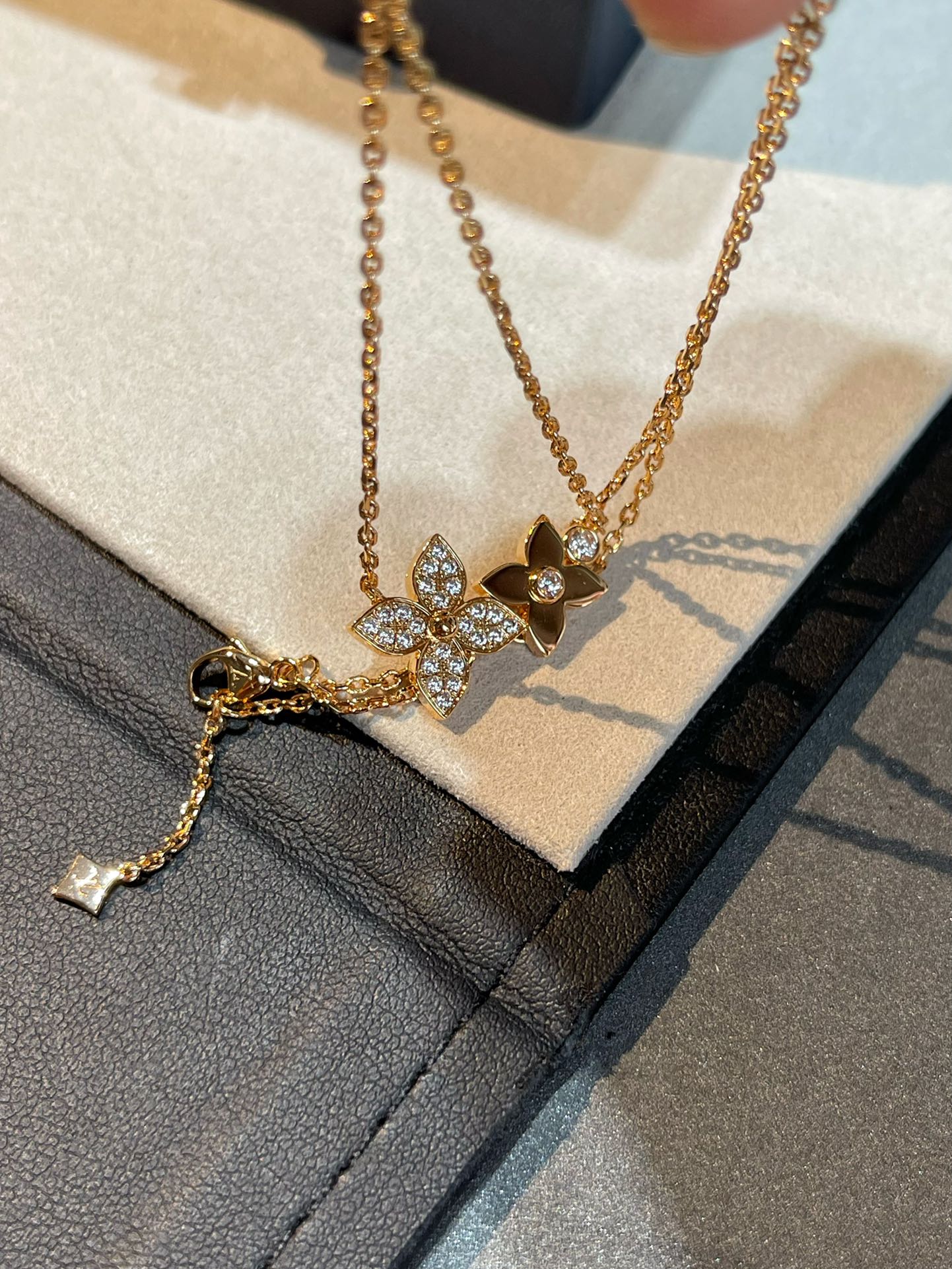 [Olivia JW]STAR BLOSSOM NECKLACE PINK GOLD DIAMONDS