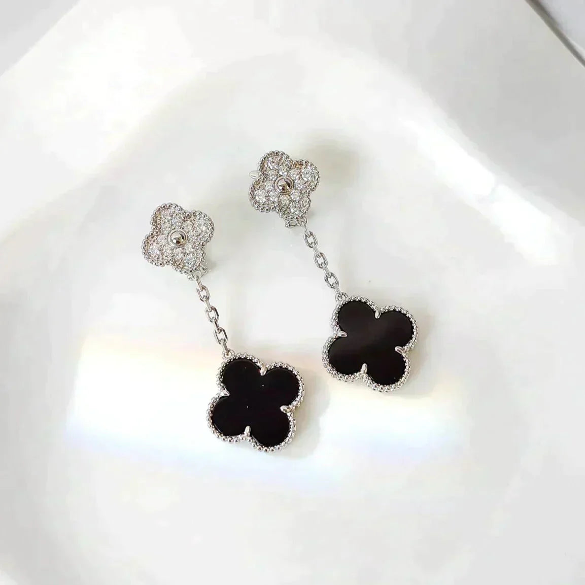[Olivia JW]CLOVER 2 MOTIFS  DIAMOND ONYX EARRINGS SILVER