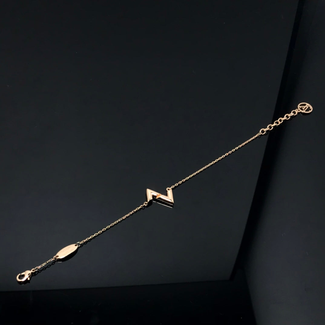 [Olivia JW]VOLT LV LOGO BRACELET