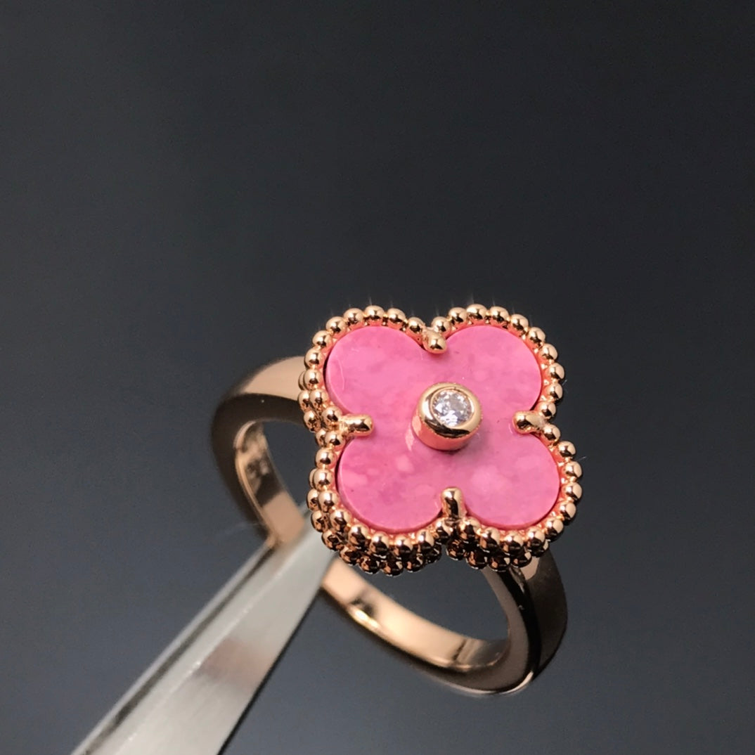 [Olivia JW]CLOVER RHODONITE ROSE GOLD RING