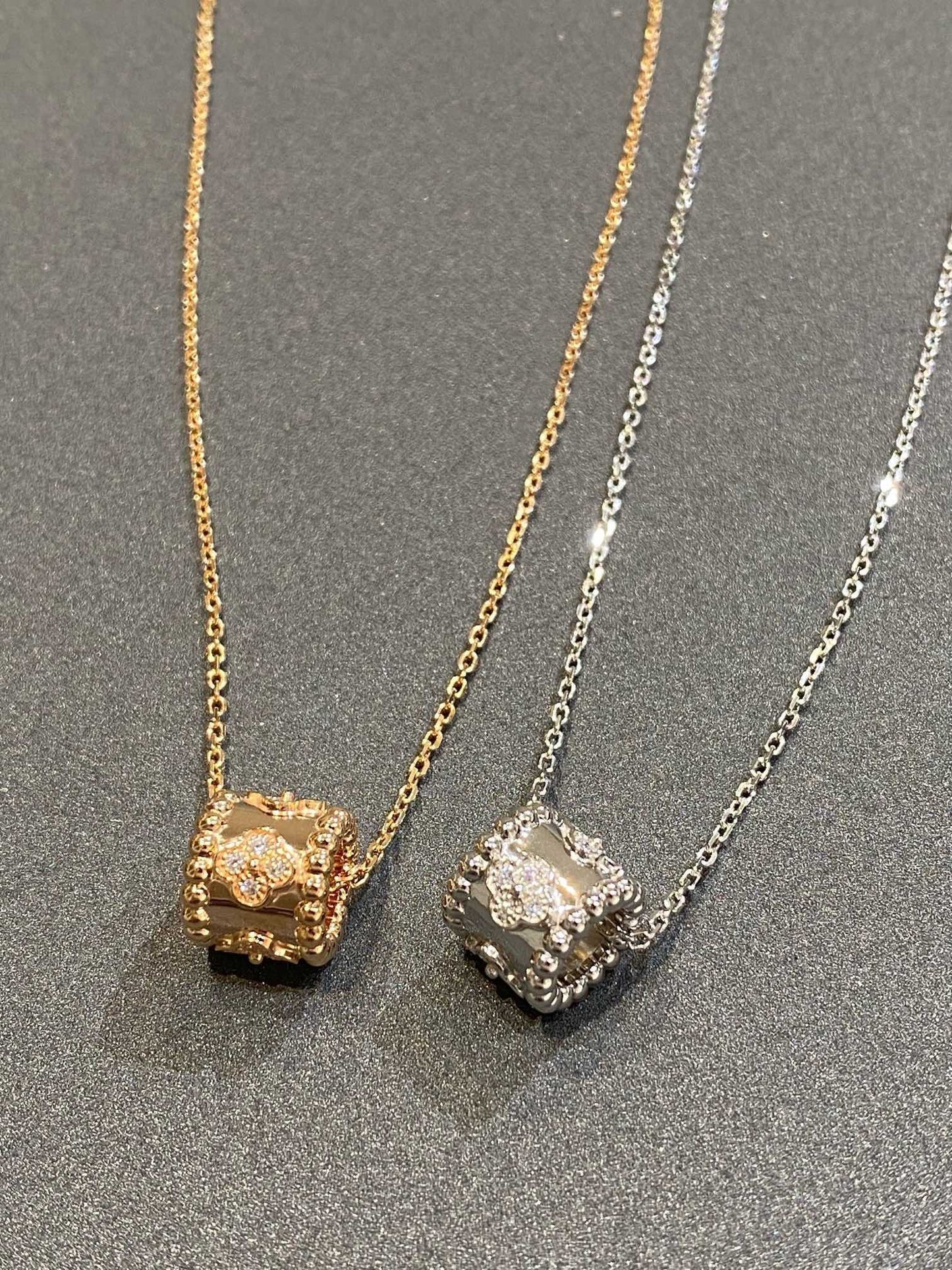 [Olivia JW]PERLEE PEDANT SIVLER DIAMOND NECKLACE