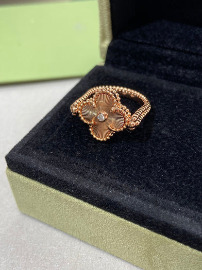[Olivia JW]CLOVER RIVERSIBLE ROSE GOLD RING