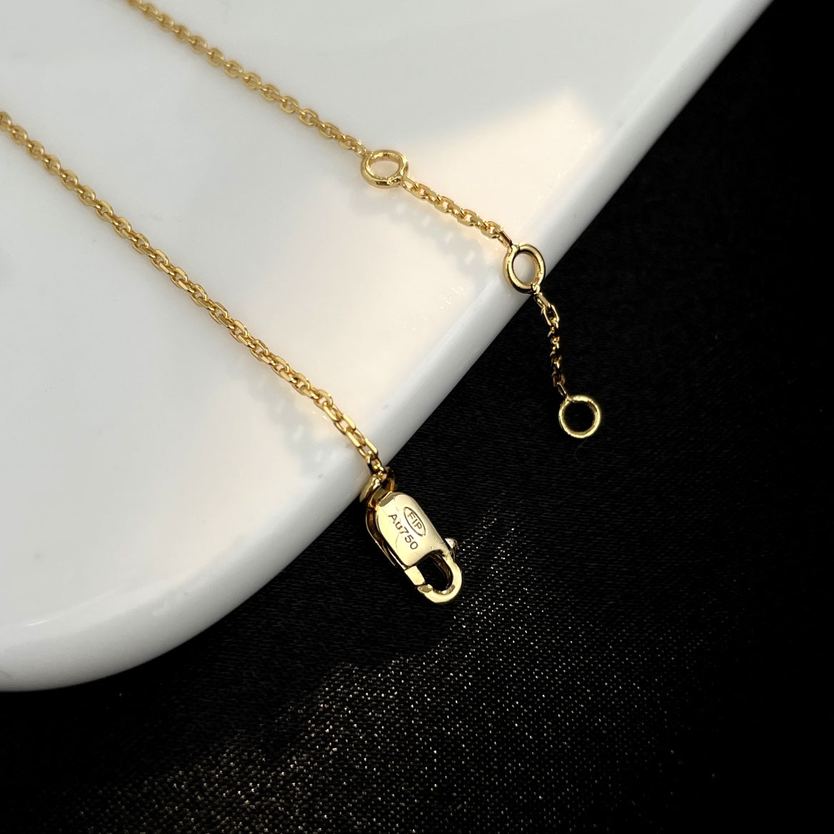 [Olivia JW]FORCE 10 FULL DIAMOND BUCKLE CHAIN LINK MINI MODEL