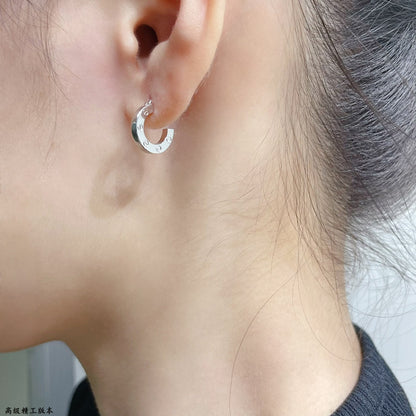 [Olivia JW]LOVE MINI EARRINGS