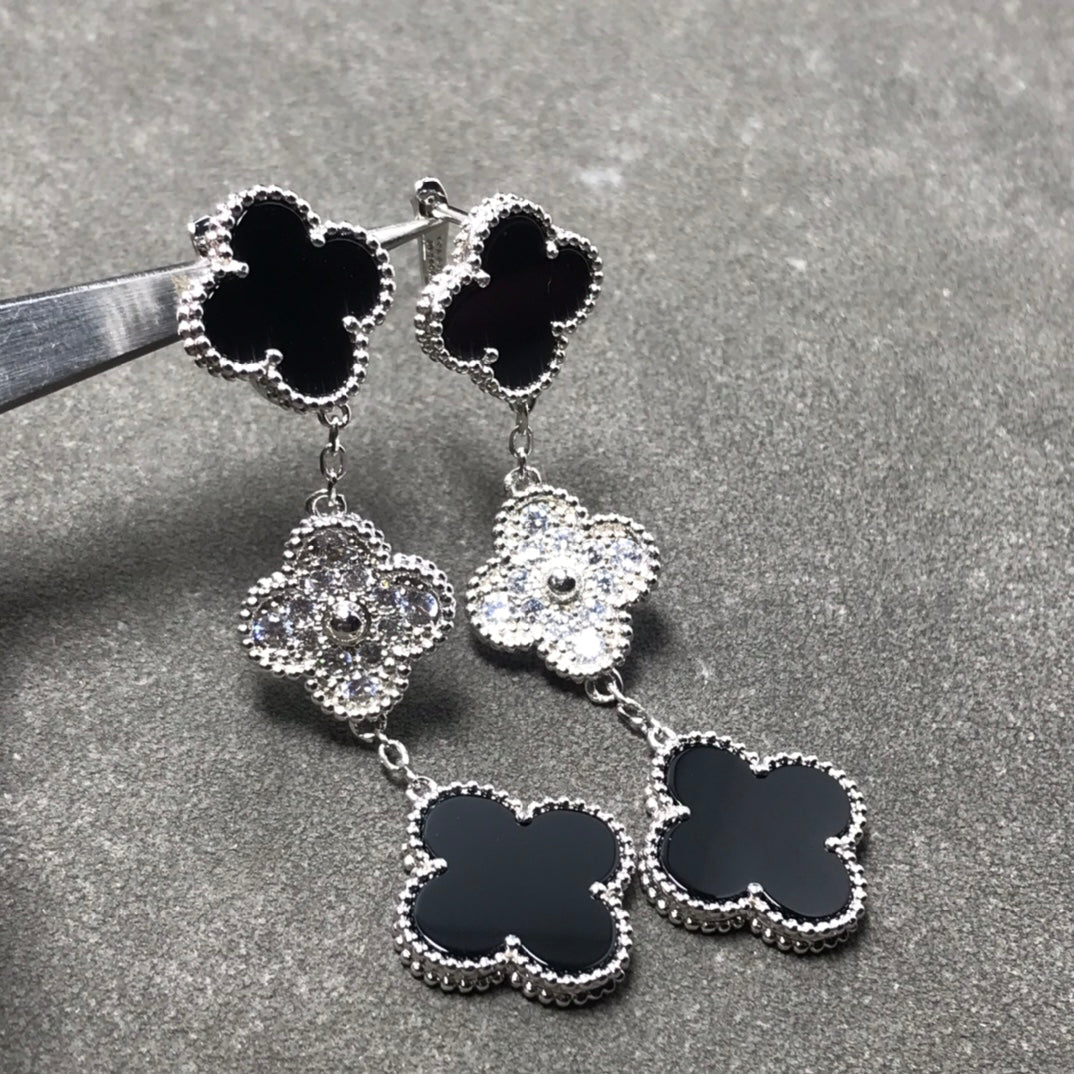 [Olivia JW]CLOVER 3 MOTIF DIAMOND ONYX SILVER EARRINGS