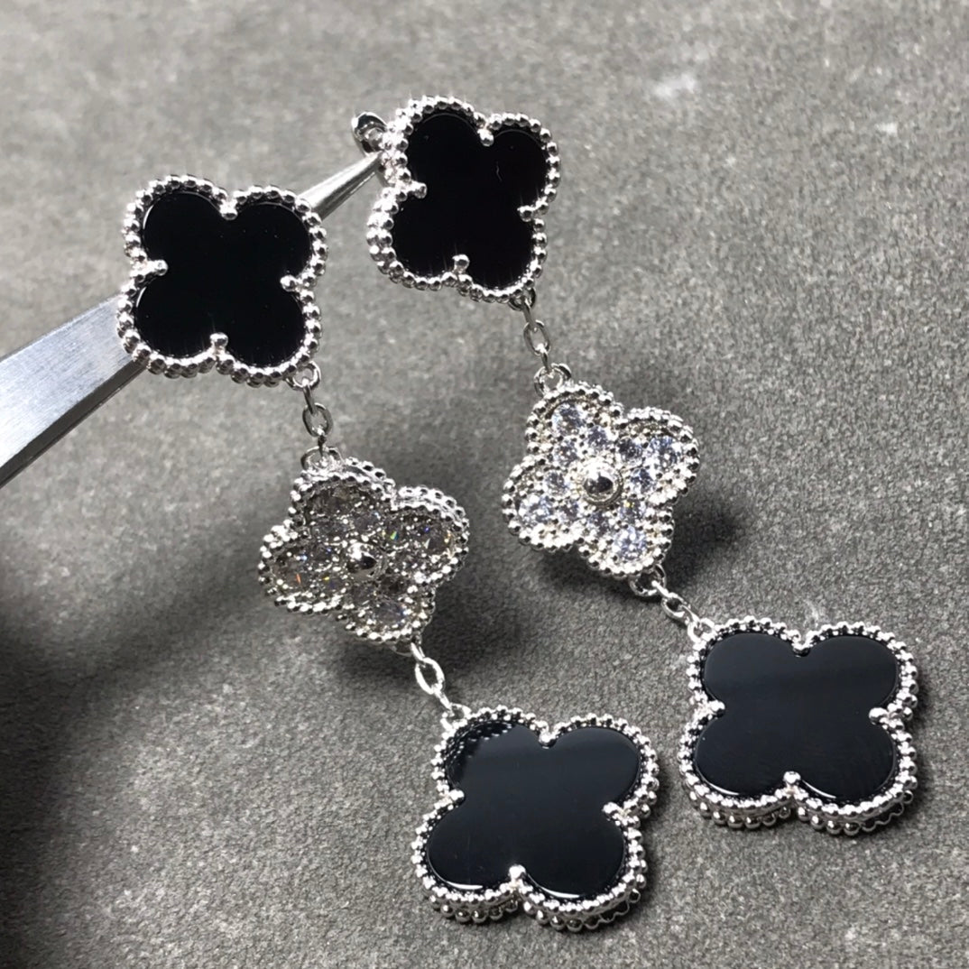 [Olivia JW]CLOVER 3 MOTIF DIAMOND ONYX SILVER EARRINGS