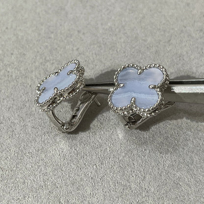 [Olivia JW]CLOVER CHALCEDONY SILVER STUD EARRINGS