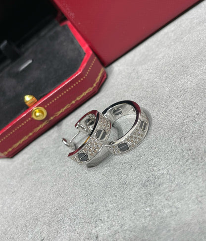 [Olivia JW]LOVE CERAMIC DIAMOND PAVED SILVER EARRINGS