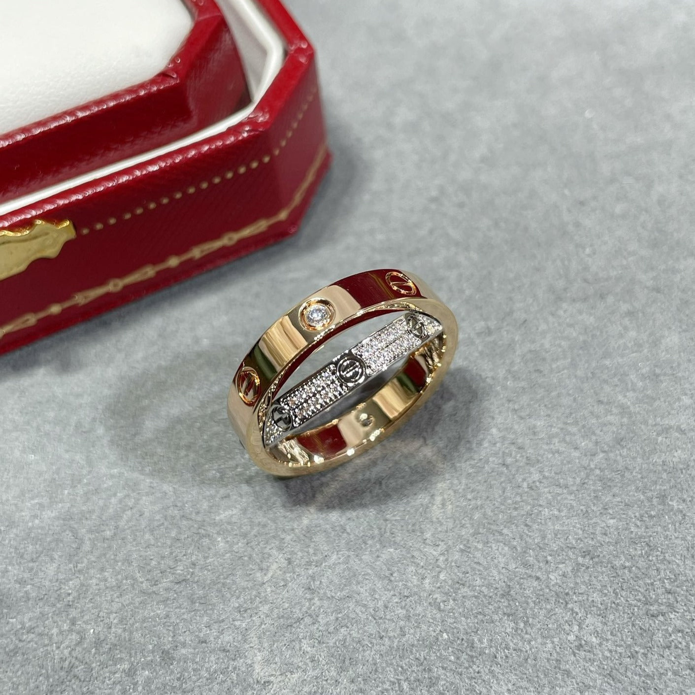 [Olivia JW]LOVE PINK GOLD SILVER DIAMOND DOUBLE RING
