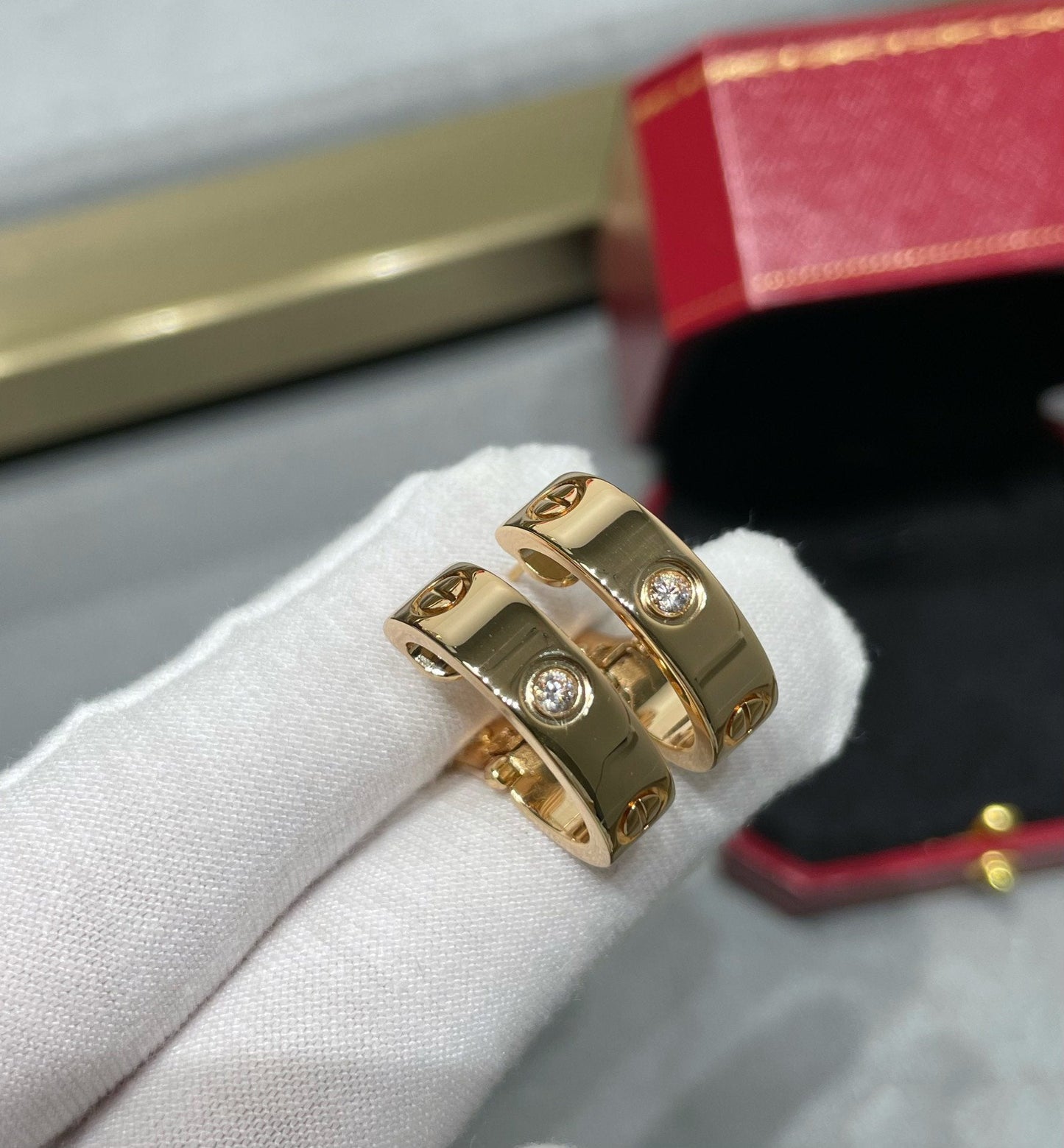 [Olivia JW]LOVE 5.5MM 1 DIAMOND EARRINGS